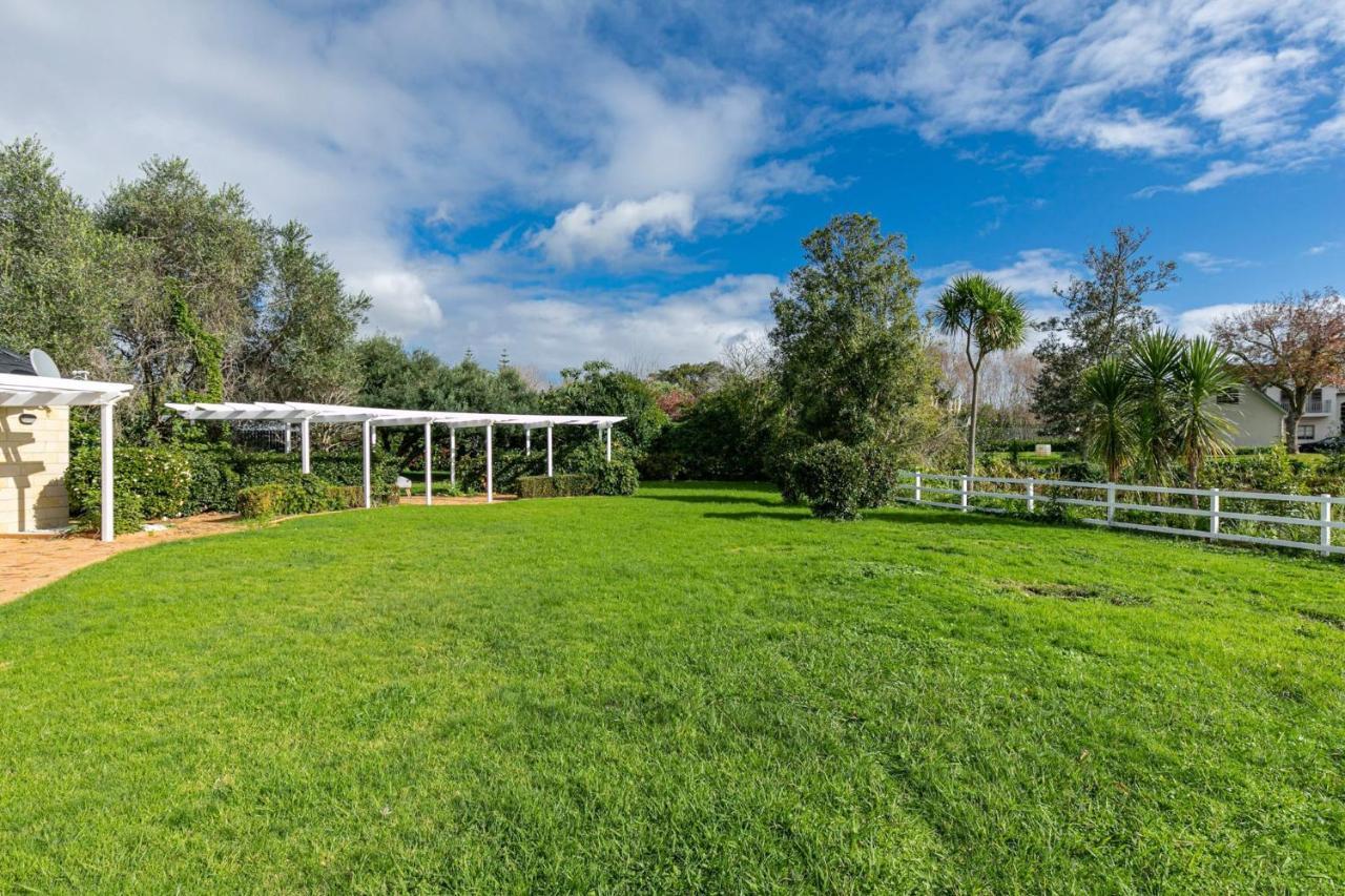 A Majestic Slice Of Heaven Villa Karaka Exterior photo